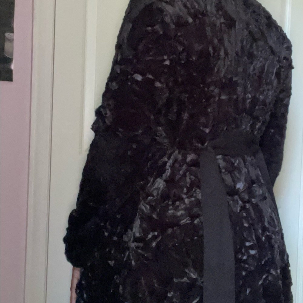 Black velvet fluffy coat size medium  #y2k #retro #azelhazel